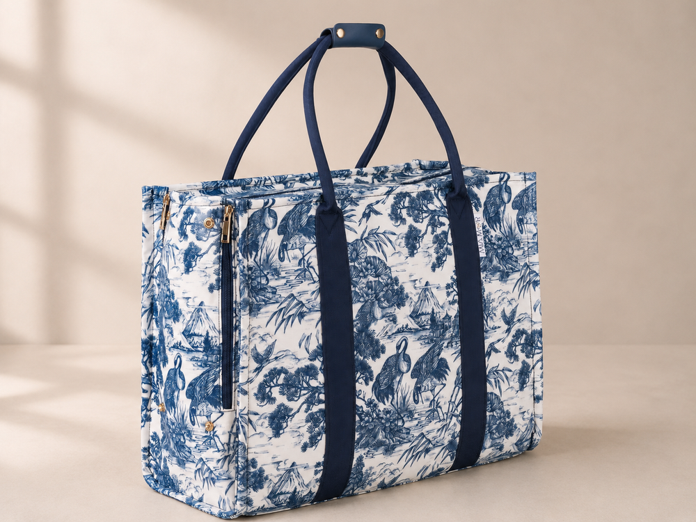 Mia Mor tote strap detail — comfortable shoulder carry with luggage strap attachment